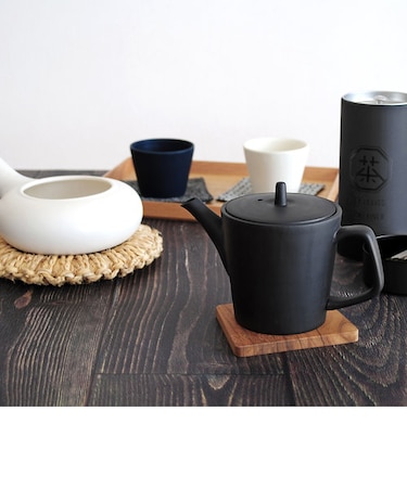 ﾛｸｻﾝ tokoname 縦型急須 BK