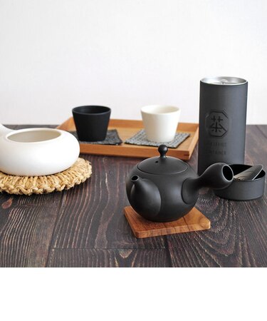 ﾛｸｻﾝ tokoname 丸型急須 BK