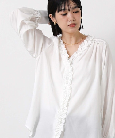 ２＿ＴＲローンフリルＶネック