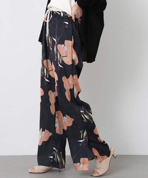 ２＿ＢｉｇフラワーサテンＰＴ