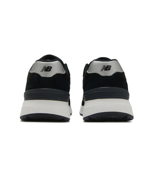 New Balance ポーチ 2点セット！ WW880BK6 WW880BK6(2E) BLACK(BK6) 668121-0001｜エービーシー