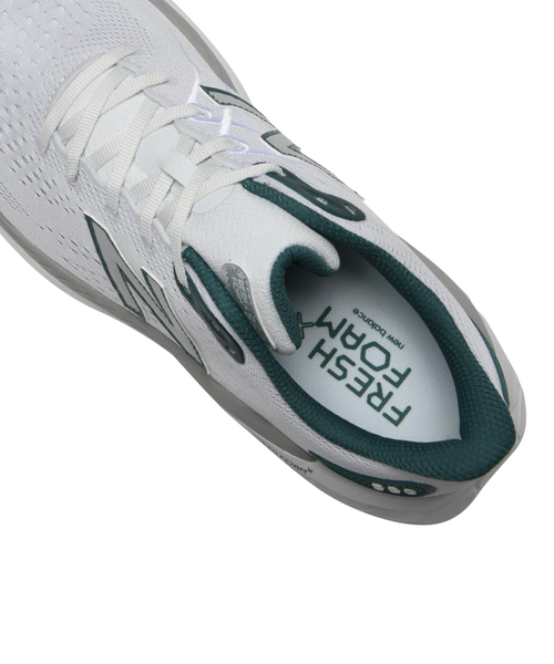 M860Q13 M860Q13(2E) WHT/GREEN(Q13) 676361-0001｜エービーシー