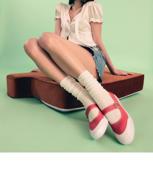 VN000CRRH2D MARY JANE CANVAS TOMATO 675967-0001