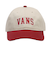 125K7160300　College Logo Low Cap　BEIGE/RED　702000-0001