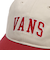 125K7160300　College Logo Low Cap　BEIGE/RED　702000-0001