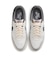 MIQ6425　AIR JORDAN SKYLINE LOW LE　100SMTWHT/SMKGR　712765-0001