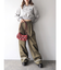 ロールアップタックワイドパンツ