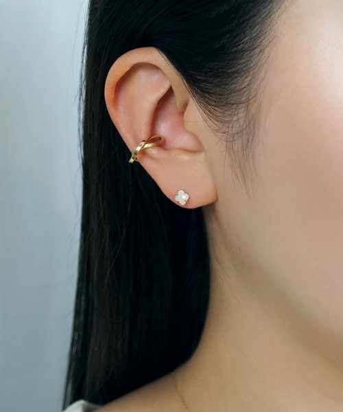 セカンドピアス] K18リリィカットムーンストーンピアス（ YG)｜テイク
