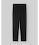 ブラックのジョガーパンツ
