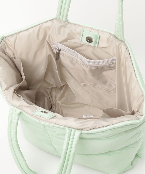 【値下げしました】LeSportsacリュック　ピスタチオカラー PUFFY LG TOTE ピスタチオポップ｜レスポートサックの