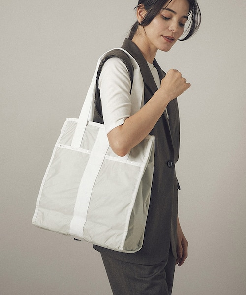LeSportsac☆MEDIUM CITY TOTEバタースコッチイエロー美品 Beige Deluxe Easy Carry Tote | LeSportsac