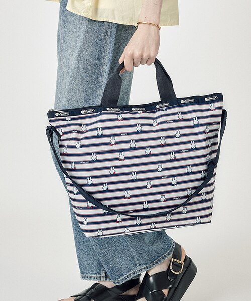 DELUXE EASY CARRY TOTE ミッフィーオールオーバーストライプ