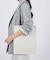 VERTICAL CITY TOTE アップタウンサンドバー/ブラック
