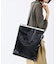 VERTICAL CITY TOTE アップタウンブラックシャイン/ブラック2