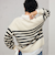 ロゴ刺繍入りVネックプルオーバーニット