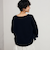 ロゴ刺繍入りVネックプルオーバーニット