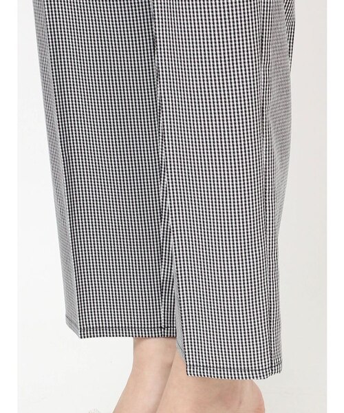 センタープレステーパードパンツ【セットアップ着用可能