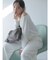 【吉田朱里】タックスリーブオフショルスウェット ※BLACK WEB限定カラー