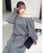 【吉田朱里】タックスリーブオフショルスウェット ※BLACK WEB限定カラー