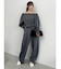 【吉田朱里】タックスリーブオフショルスウェット ※BLACK WEB限定カラー