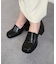 ヒールローファー