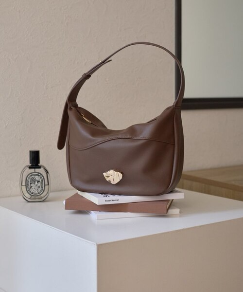 Thevon. 【Yuna＆Mayuコラボ企画】ニュアンスワンハンドルバッグ Thevon.｜【Yuna&Mayuコラボ企画】ニュアンスワンハンドルバッグ