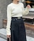 袖シャーリングロゴ刺繍リブニット