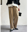 カットタックテーパードパンツ