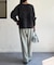 カットタックテーパードパンツ