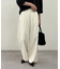【Loungedress】ストレートタックパンツ