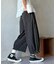 裾フリルドットパンツ
