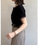 ヘンリーネックチャーム付きコンパクトTシャツ