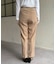 テーパードパンツ