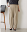 裾ボタンカーブパンツ