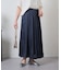 細ラインフレアスカート