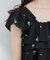 【natural couture】フラワー刺繍フリルショルダーキャミ