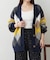 抜け感シルエットで魅せるアーガイルVネックニットカーデ