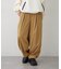 タックパンツ
