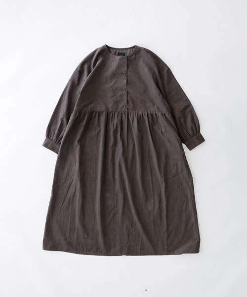 オオカミとハリネズミのエクリュ“秋冬”｜タンデイ パレードの