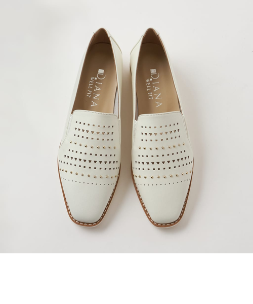 足当たり軽やか♪パンチングフラットシューズ｜ダイアナのアウトレット