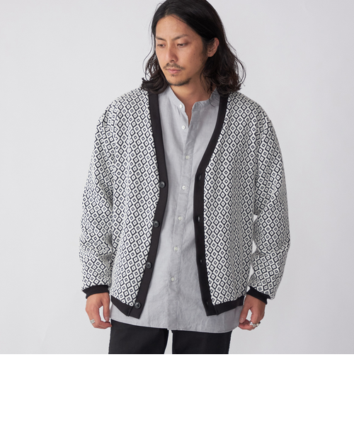 SHIPS: 〈洗濯機可能〉ジャカード 小紋柄 Vネック カーディガン