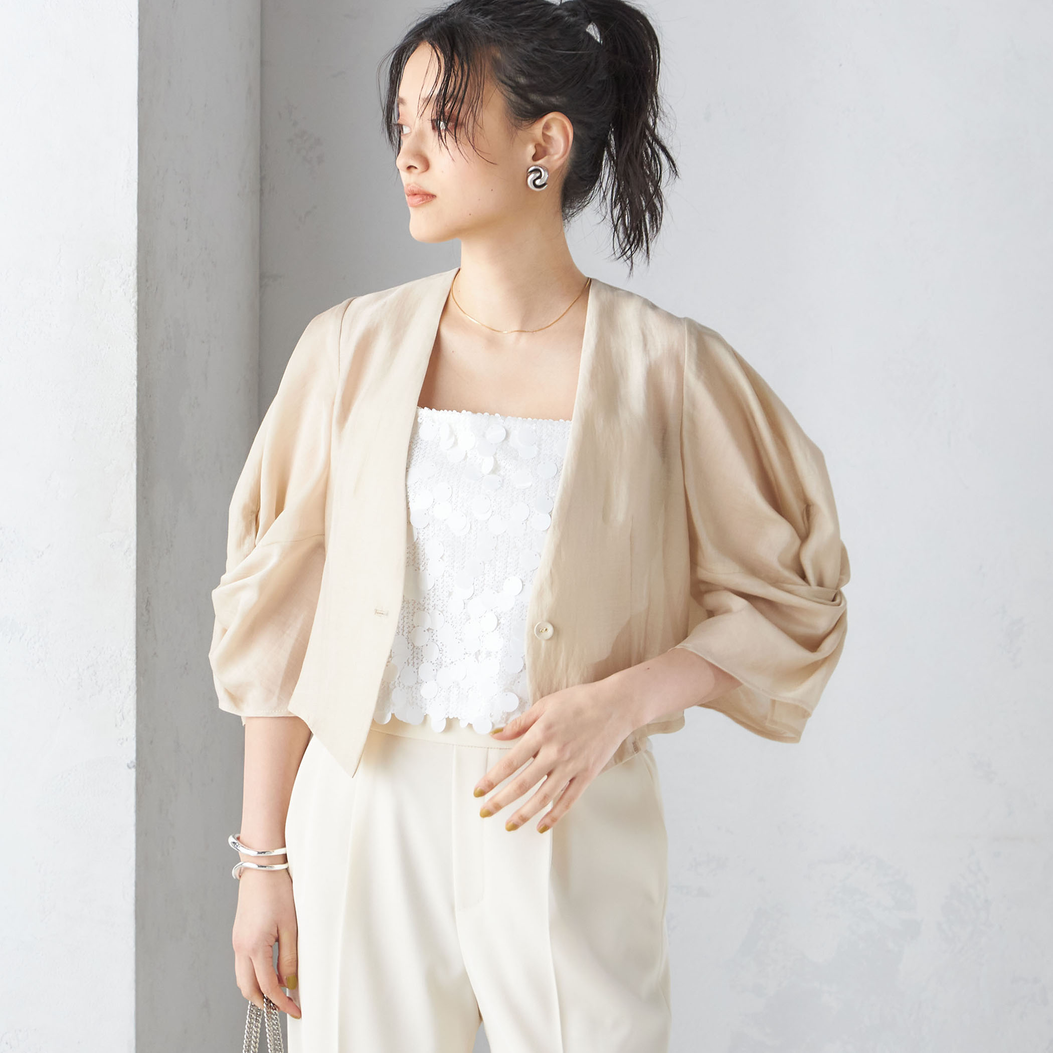 little black:〈手洗い可能〉ネジリ スリーブ シアー ショート 羽織（セレモニー対応可）