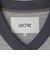 archie: V-NECK