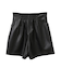 シンセティックレザーショートパンツ