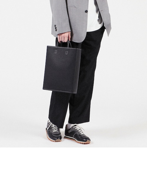別注】A×TOMORROWLAND BOX TOTE シュリンクレザー トートバッグ