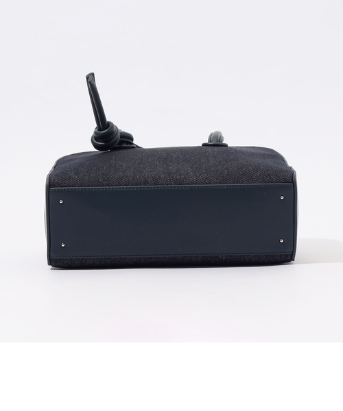 【最終値下げ】VASIC APERO MINI ブラック ハンドバッグ APERO MINI - CROCODILE – VASIC ヴァジック日本公式サイト