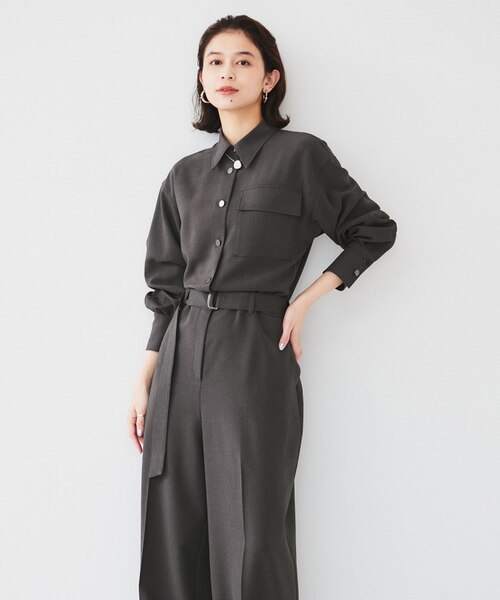 朝比奈 彩×Oggi×UNTITLEDコラボ シャツカラーオールインワン　新品 朝比奈 彩×Oggi×UNTITLED スペシャルコラボ】シャツカラー