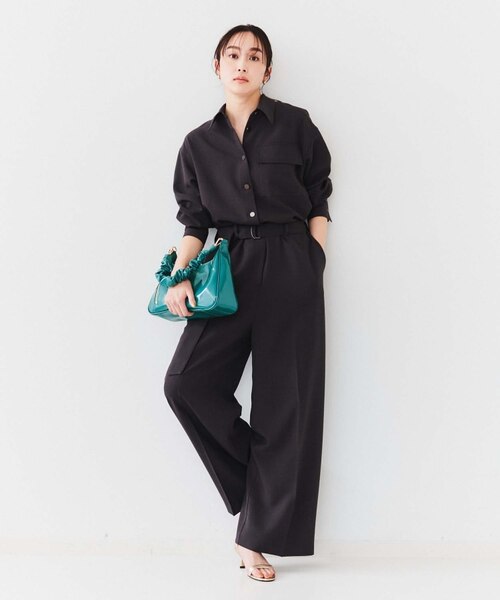 朝比奈 彩×Oggi×UNTITLEDコラボ シャツカラーオールインワン　新品 朝比奈 彩×Oggi×UNTITLED スペシャルコラボ】シャツカラー