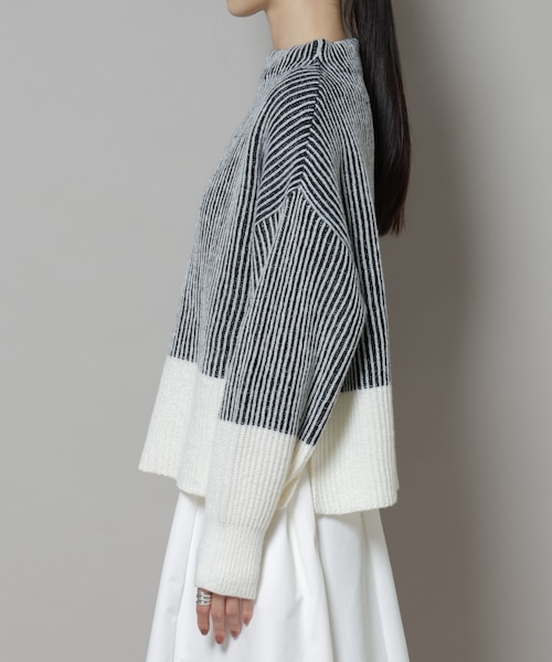 シャドーストライプニットプルオーバー｜ナノ_ユニバースの
