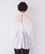 バックツィストシアーシャツ